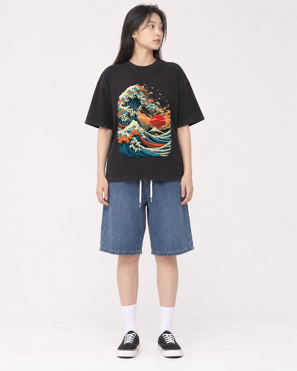 Mockup Boxy Heavyweight Tee Black female full-body 01