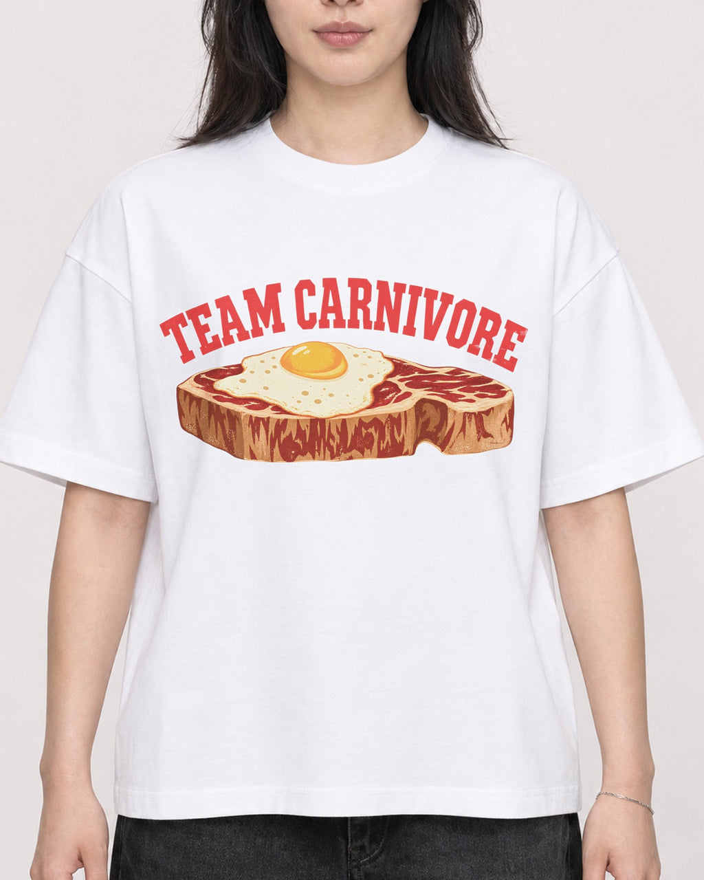 Mockup Boxy Heavyweight Tee White female close-up 13
