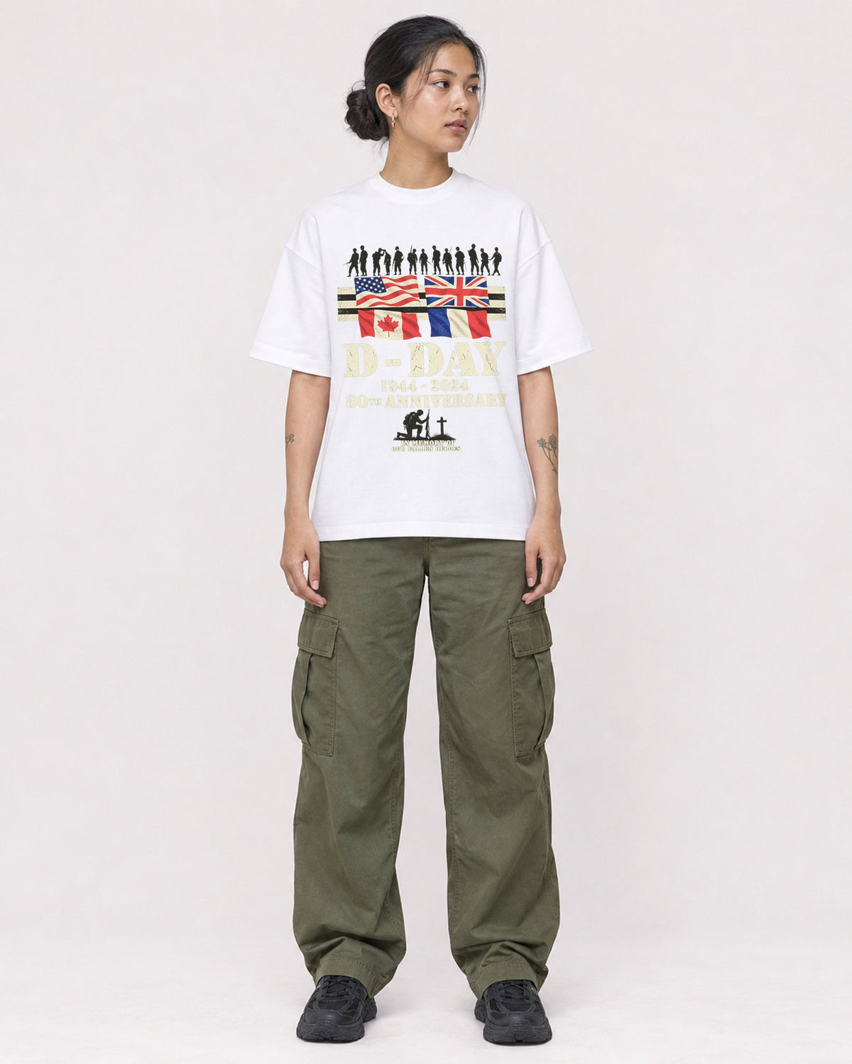 Mockup Boxy Heavyweight Tee White female full-body 12