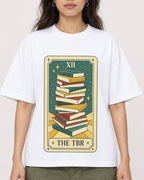 Mockup Boxy Heavyweight Tee White female close-up 02