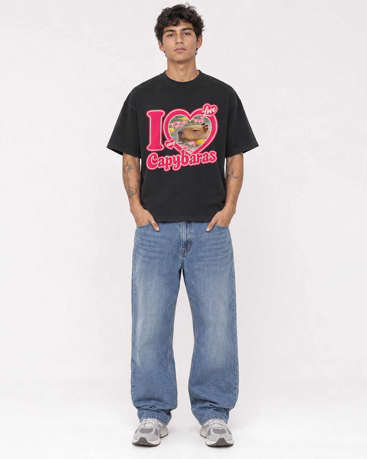 Mockup Boxy Heavyweight Tee Black male full-body 06