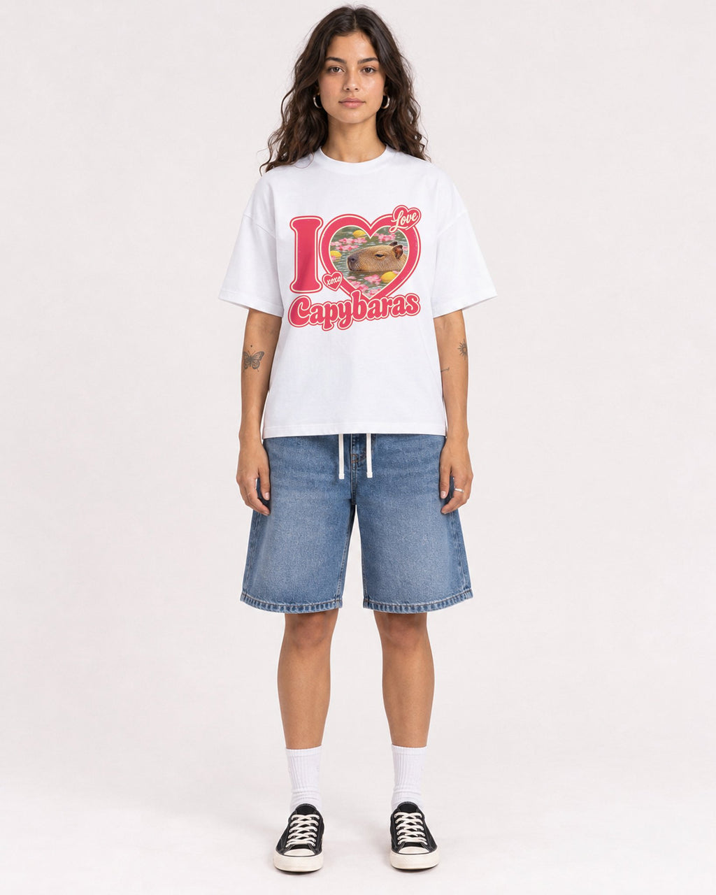 Mockup Boxy Heavyweight Tee White female full-body 06