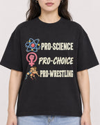 Mockup Boxy Heavyweight Tee Black female close-up 03