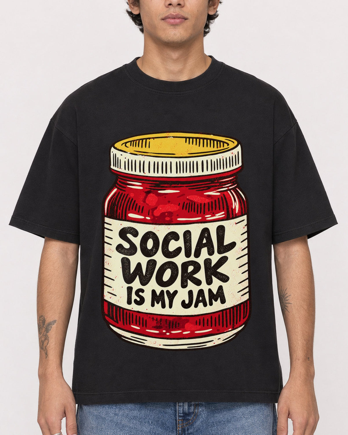 Mockup Boxy Heavyweight Tee Black male close-up 06
