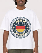 Mockup Boxy Heavyweight Tee White male close-up 04