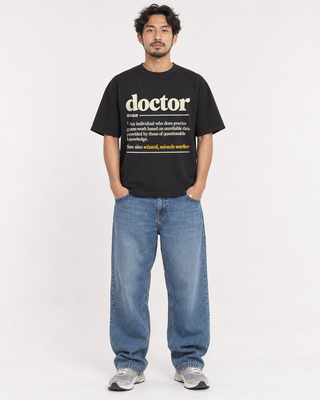 Mockup Boxy Heavyweight Tee Black male full-body 02