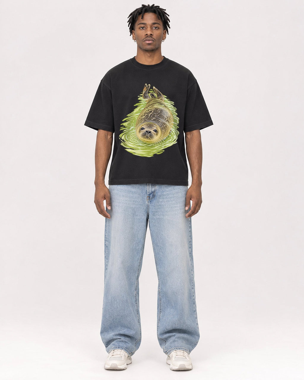 Mockup Boxy Heavyweight Tee Black male full-body 05