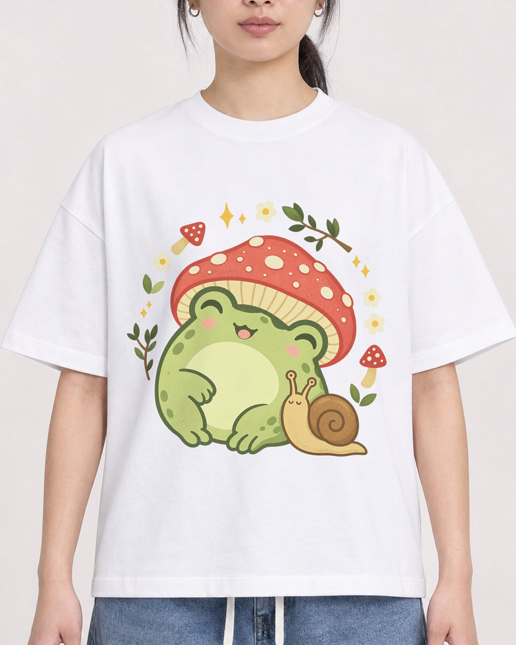 Mockup Boxy Heavyweight Tee White female close-up 21
