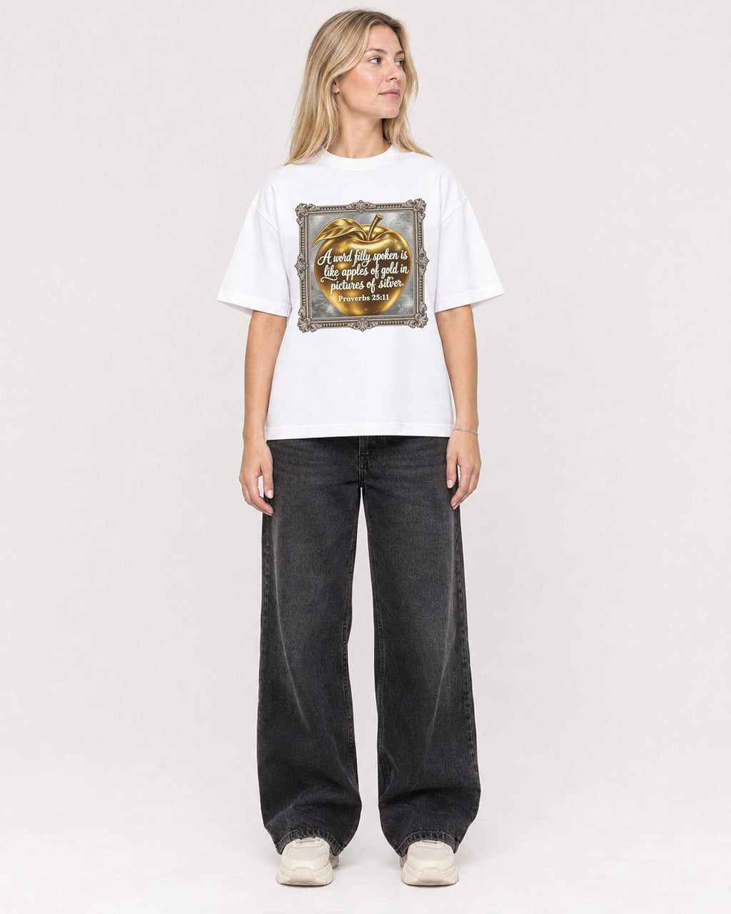 Mockup Boxy Heavyweight Tee White female full-body 08