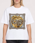 Mockup Boxy Heavyweight Tee White female close-up 08
