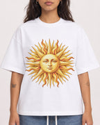 Mockup Boxy Heavyweight Tee White female close-up 06