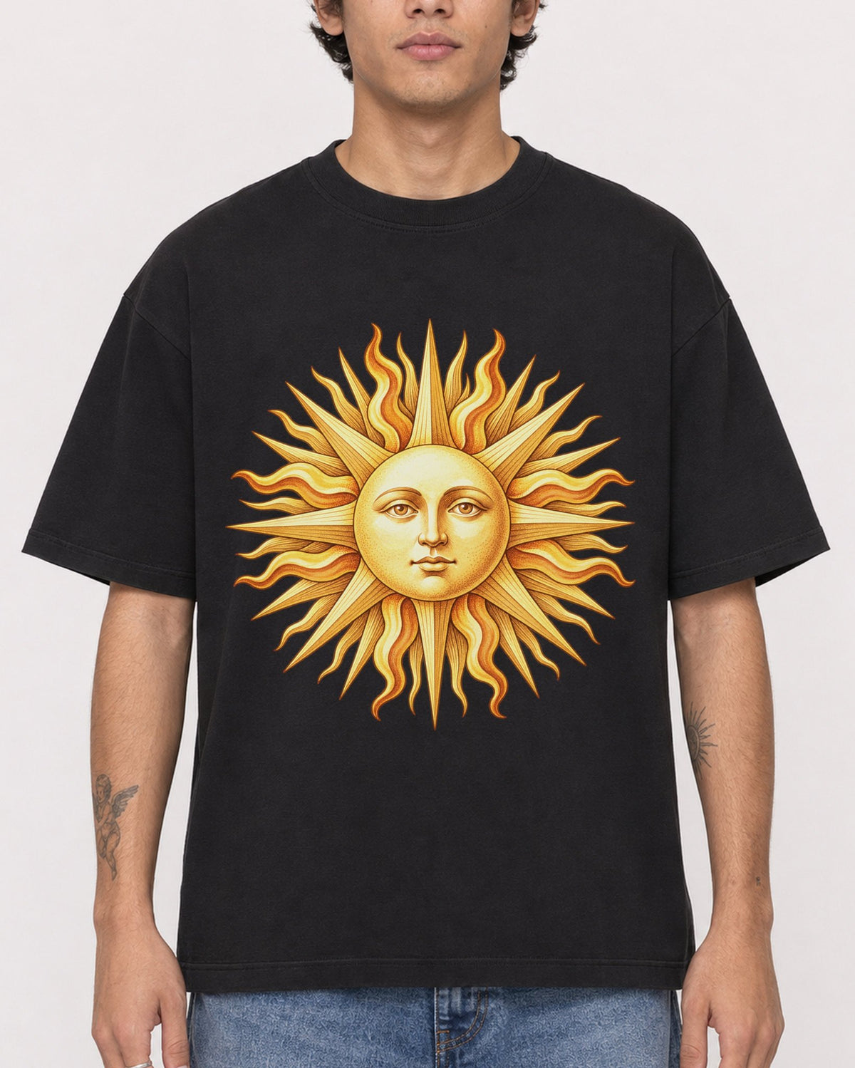 Mockup Boxy Heavyweight Tee Black male close-up 06