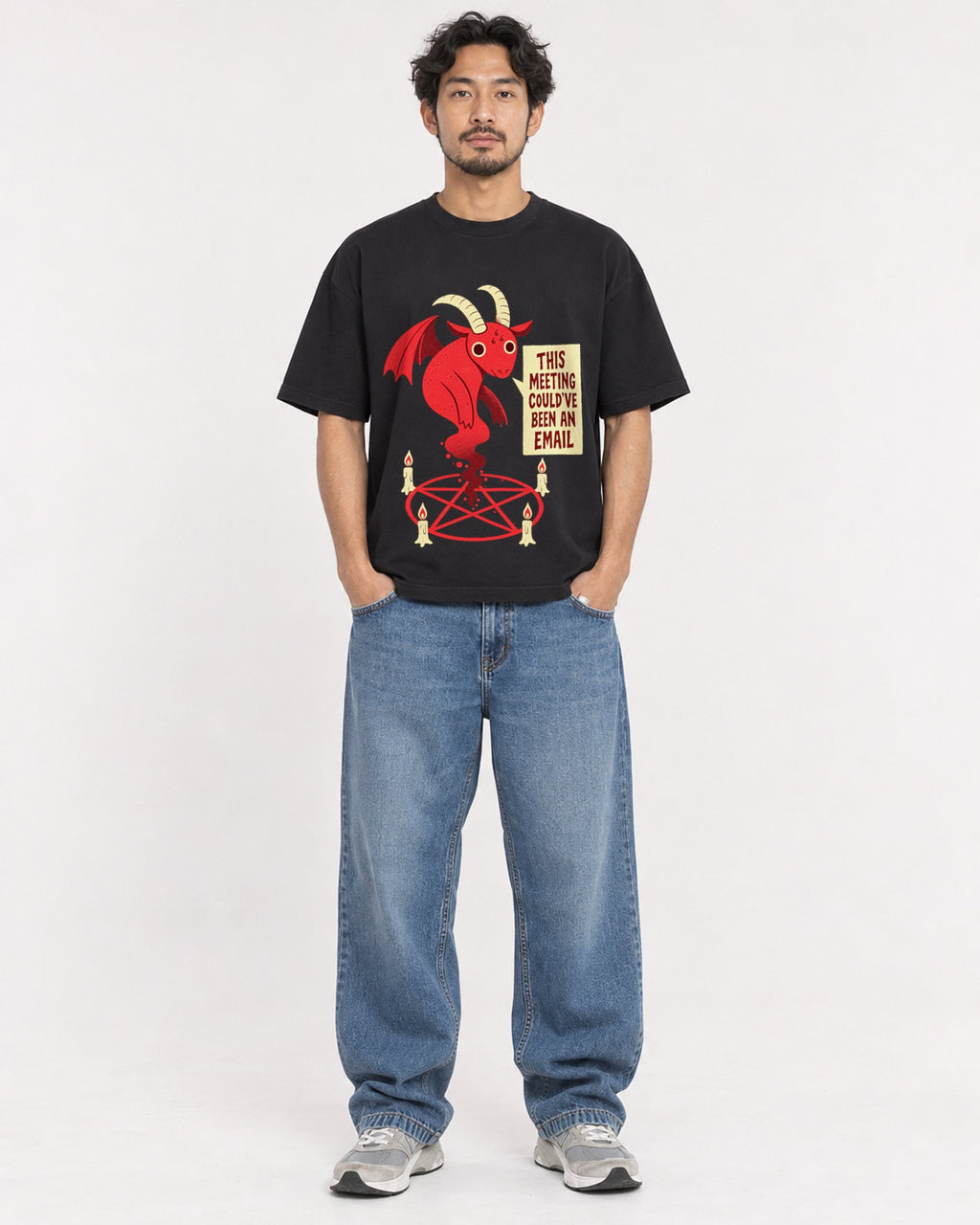 Mockup Boxy Heavyweight Tee Black male full-body 02