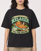Mockup Boxy Heavyweight Tee Black female close-up 02