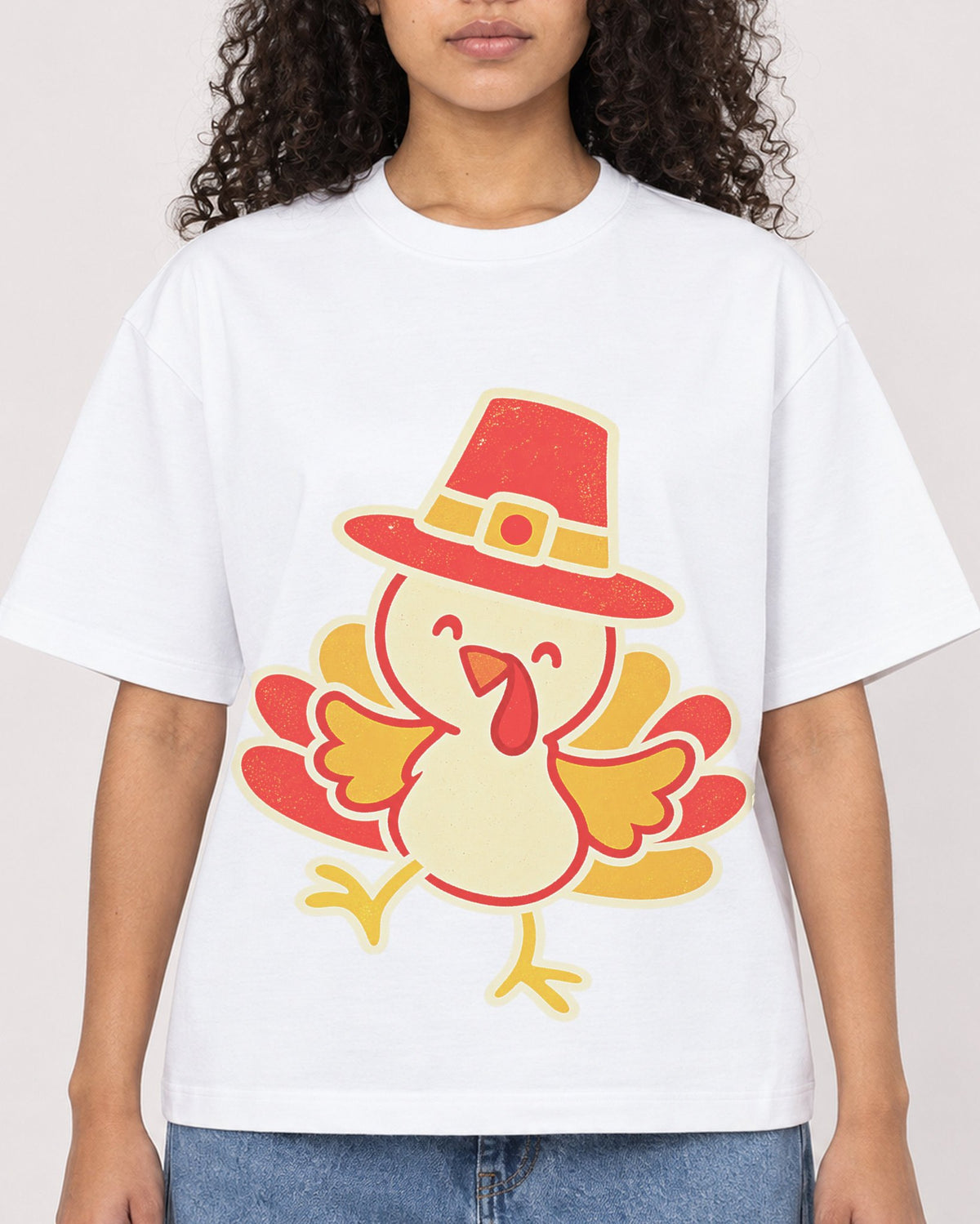 Mockup Boxy Heavyweight Tee White female close-up 10