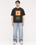 Mockup Boxy Heavyweight Tee Black male full-body 13