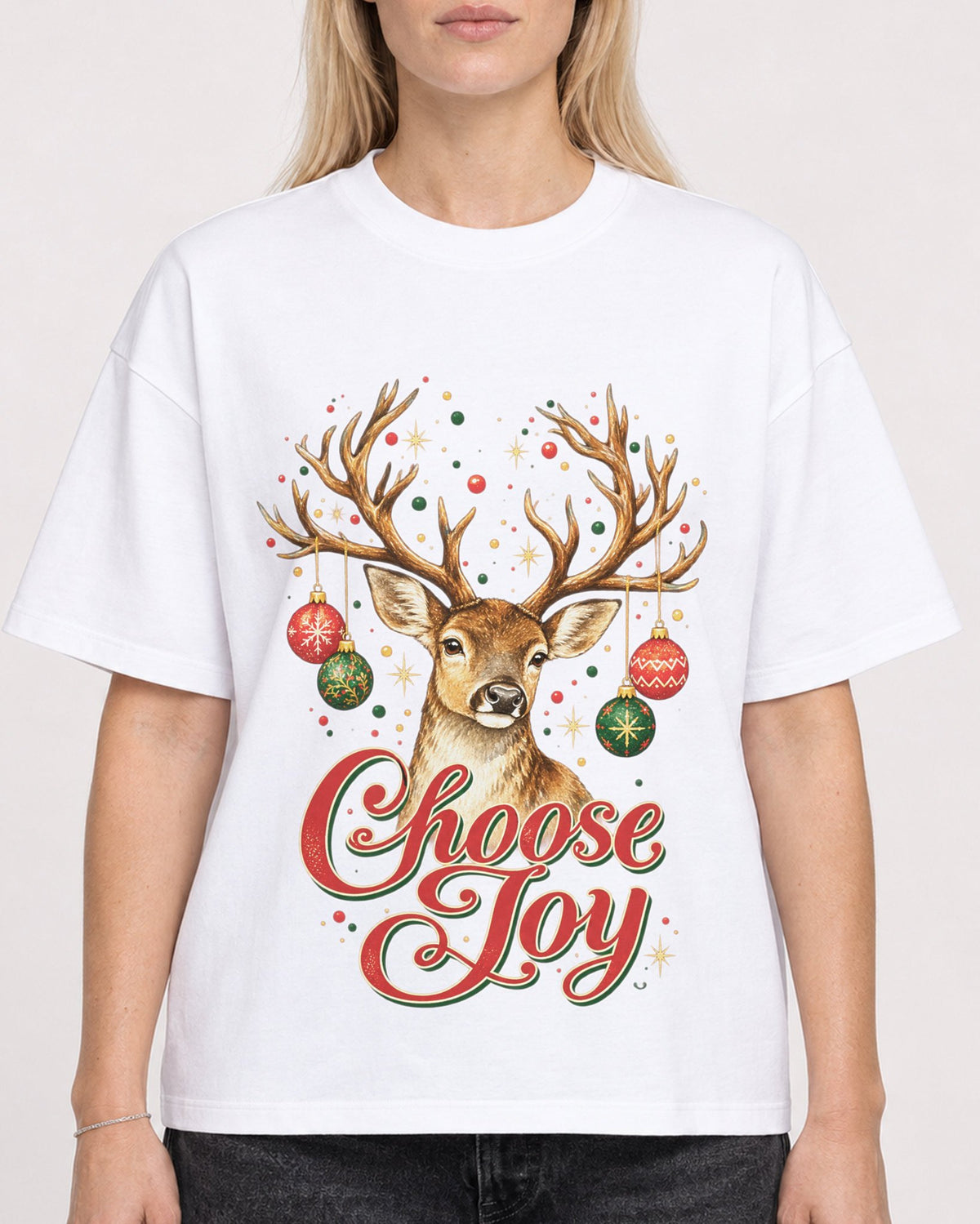 Mockup Boxy Heavyweight Tee White female close-up 08