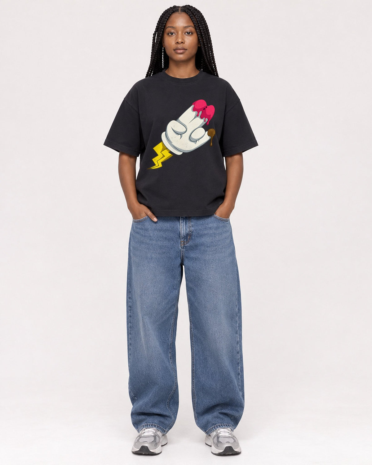 Mockup Boxy Heavyweight Tee Black female full-body 04