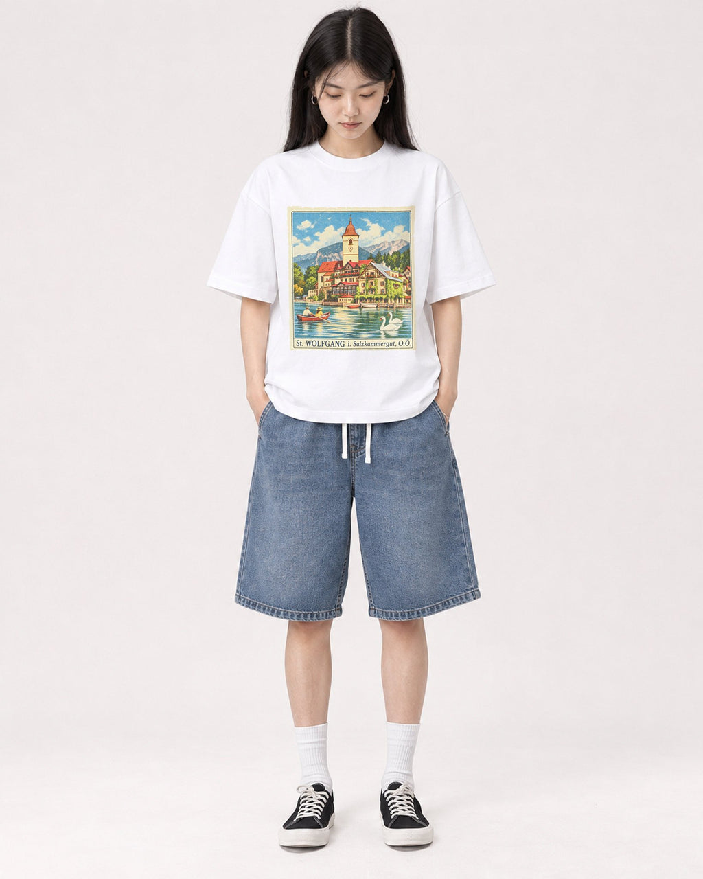 Mockup Boxy Heavyweight Tee White female full-body 01