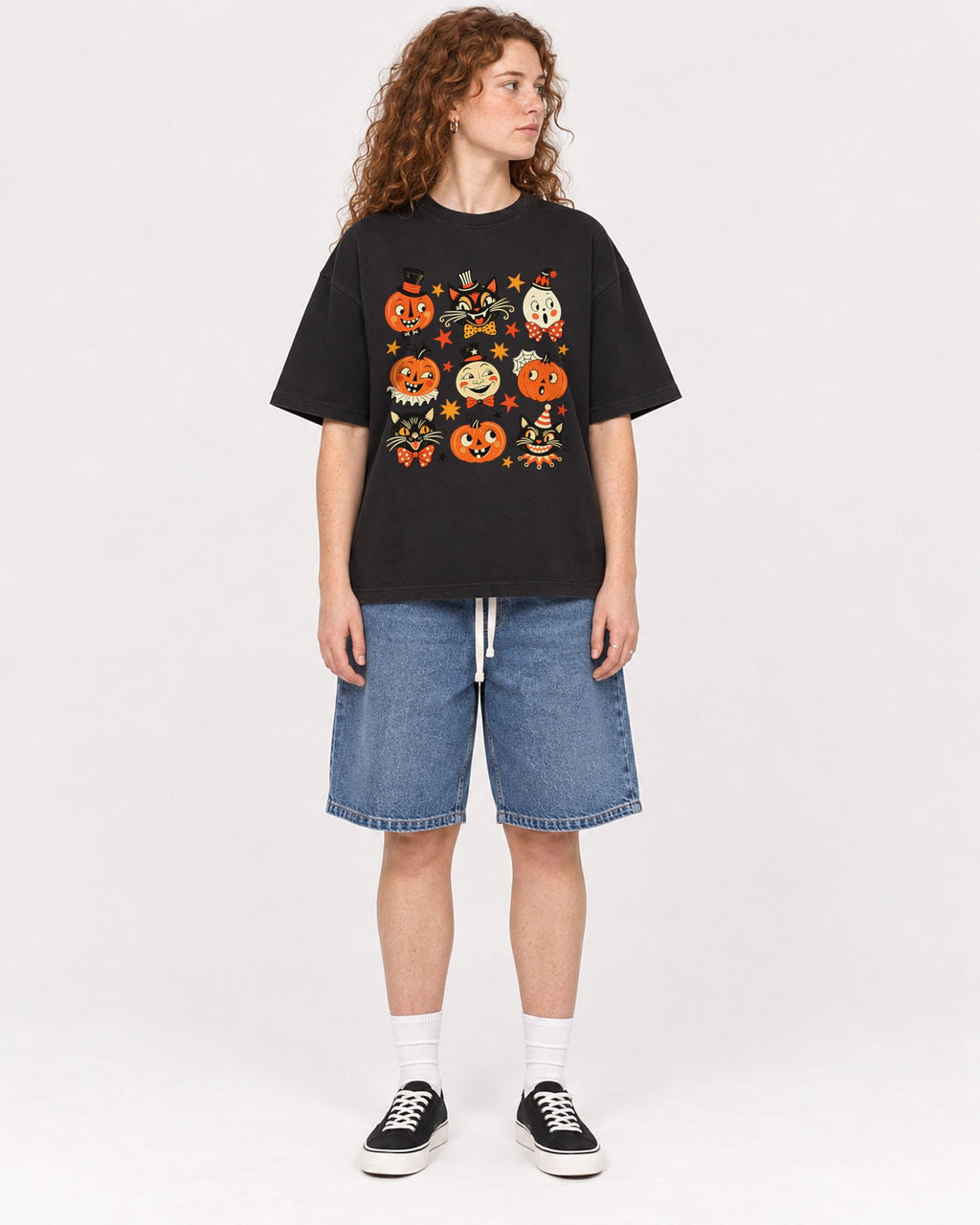 Mockup Boxy Heavyweight Tee Black female full-body 09