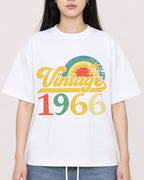 Mockup Boxy Heavyweight Tee White female close-up 01