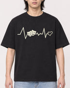 Mockup Boxy Heavyweight Tee Black male close-up 41