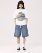 Mockup Boxy Heavyweight Tee White female full-body 01