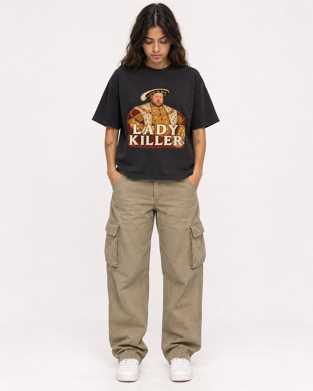 Mockup Boxy Heavyweight Tee Black female full-body 06