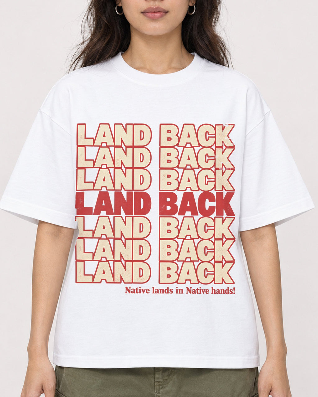 Mockup Boxy Heavyweight Tee White female close-up 02