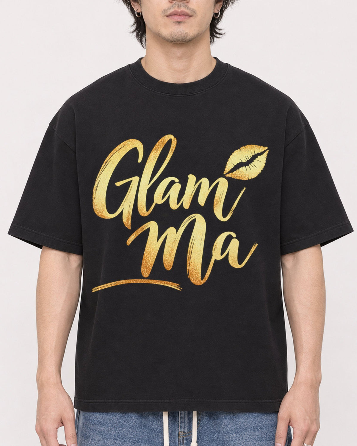 Mockup Boxy Heavyweight Tee Black male close-up 03