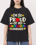 Mockup Boxy Heavyweight Tee Black female close-up 01