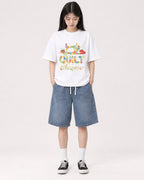 Mockup Boxy Heavyweight Tee White female full-body 01