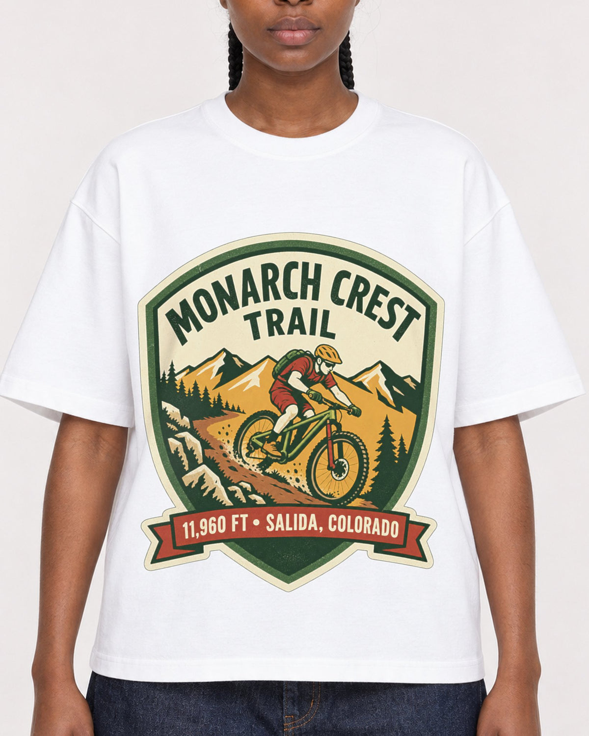 Mockup Boxy Heavyweight Tee White female close-up 44