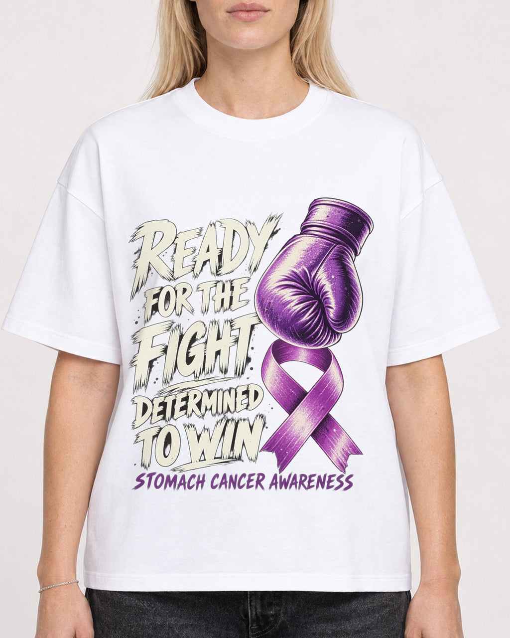 Mockup Boxy Heavyweight Tee White female close-up 08