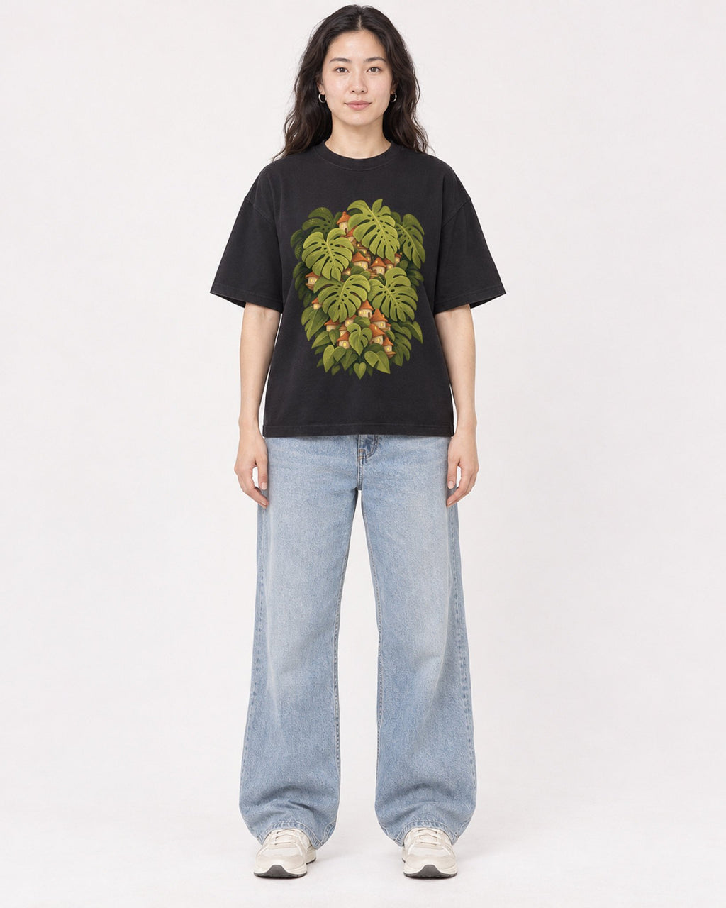 Mockup Boxy Heavyweight Tee Black female full-body 03