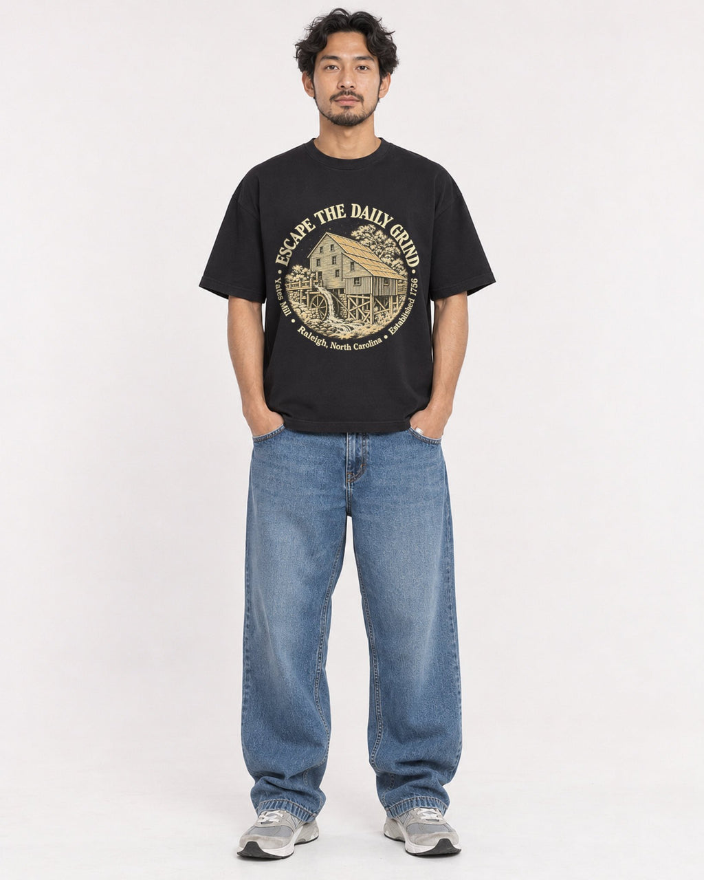Mockup Boxy Heavyweight Tee Black male full-body 02
