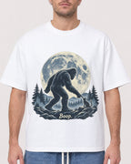 Mockup Boxy Heavyweight Tee White male close-up 08