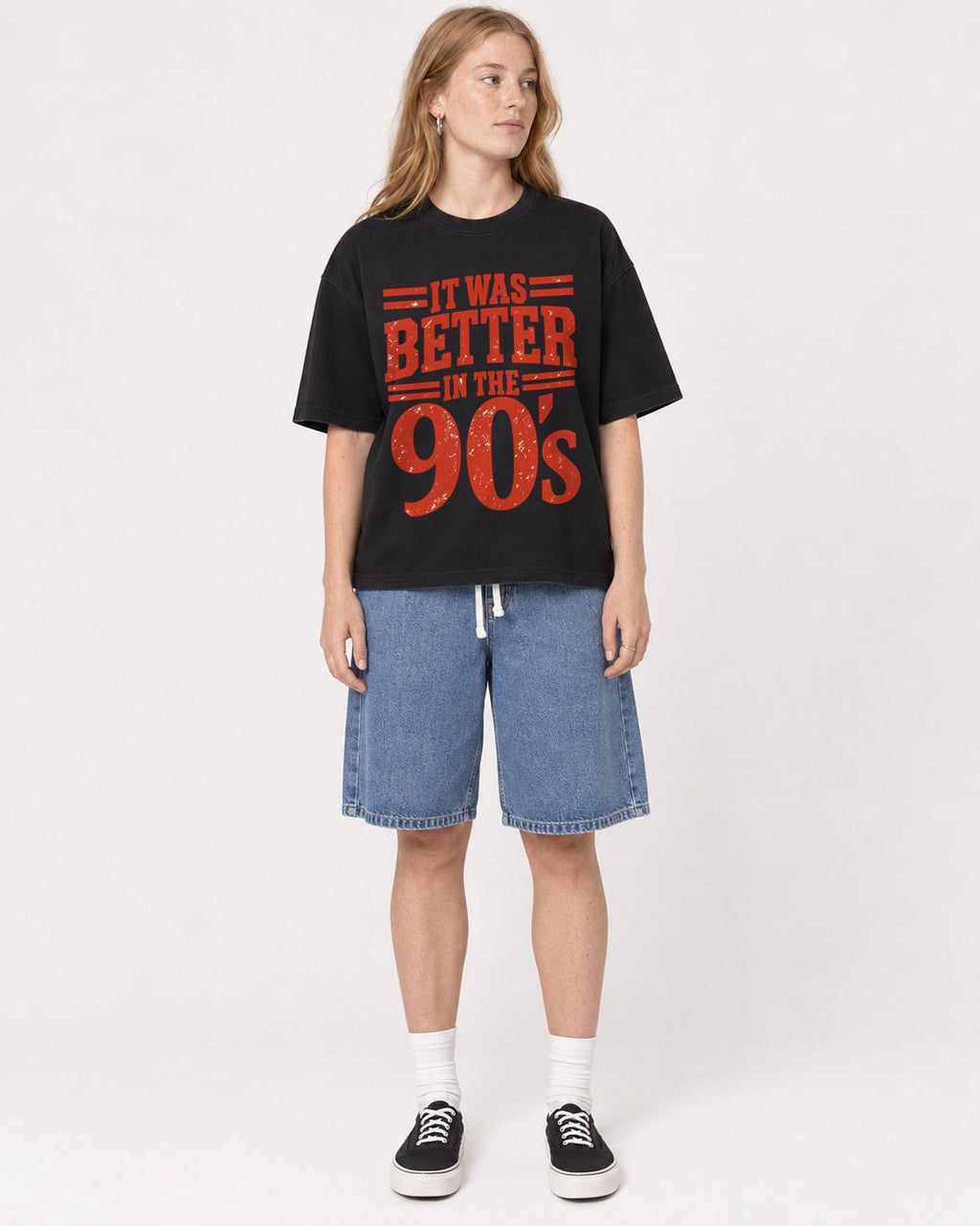 Mockup Boxy Heavyweight Tee Black female full-body 49