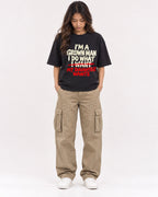 Mockup Boxy Heavyweight Tee Black female full-body 02
