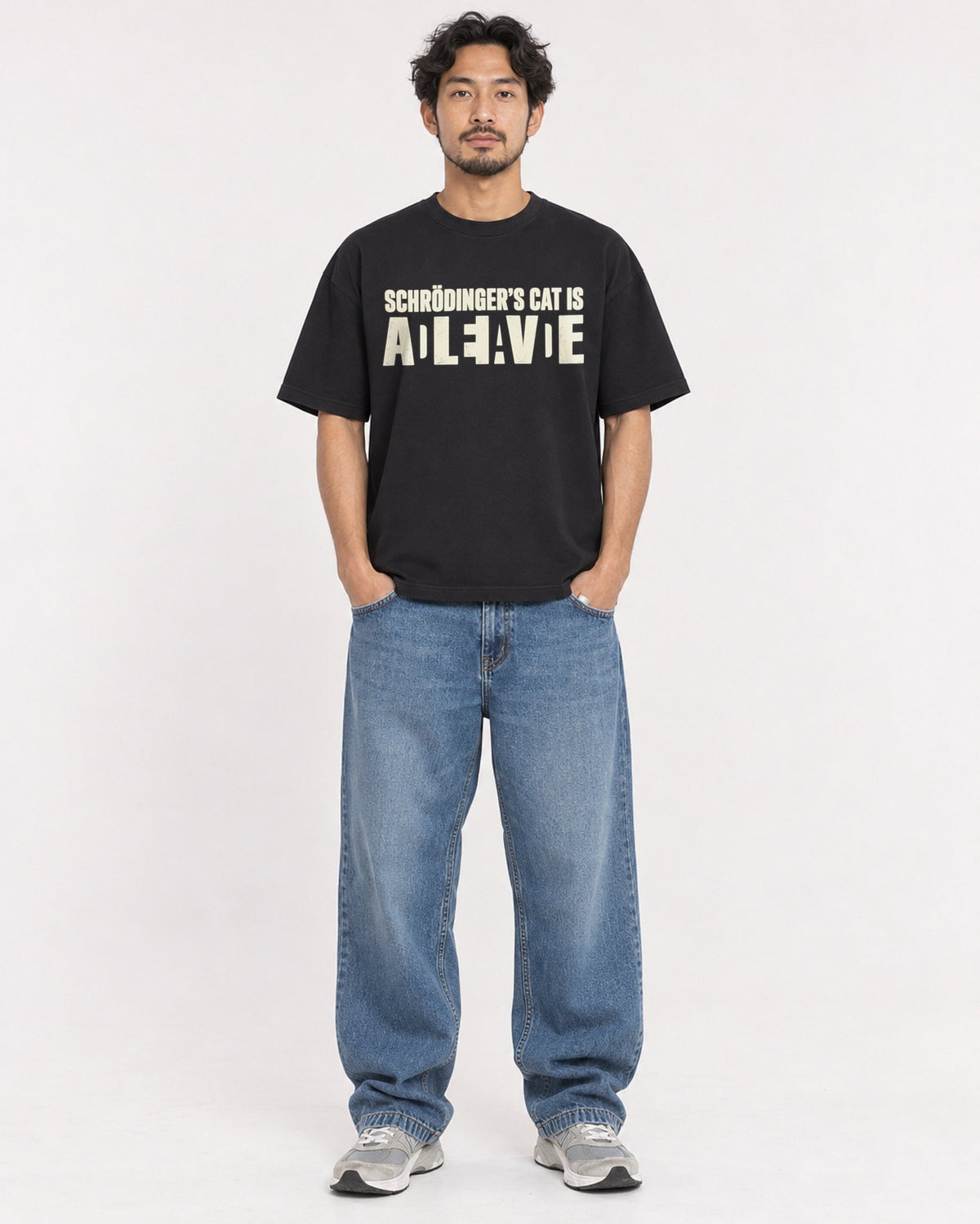 Mockup Boxy Heavyweight Tee Black male full-body 02
