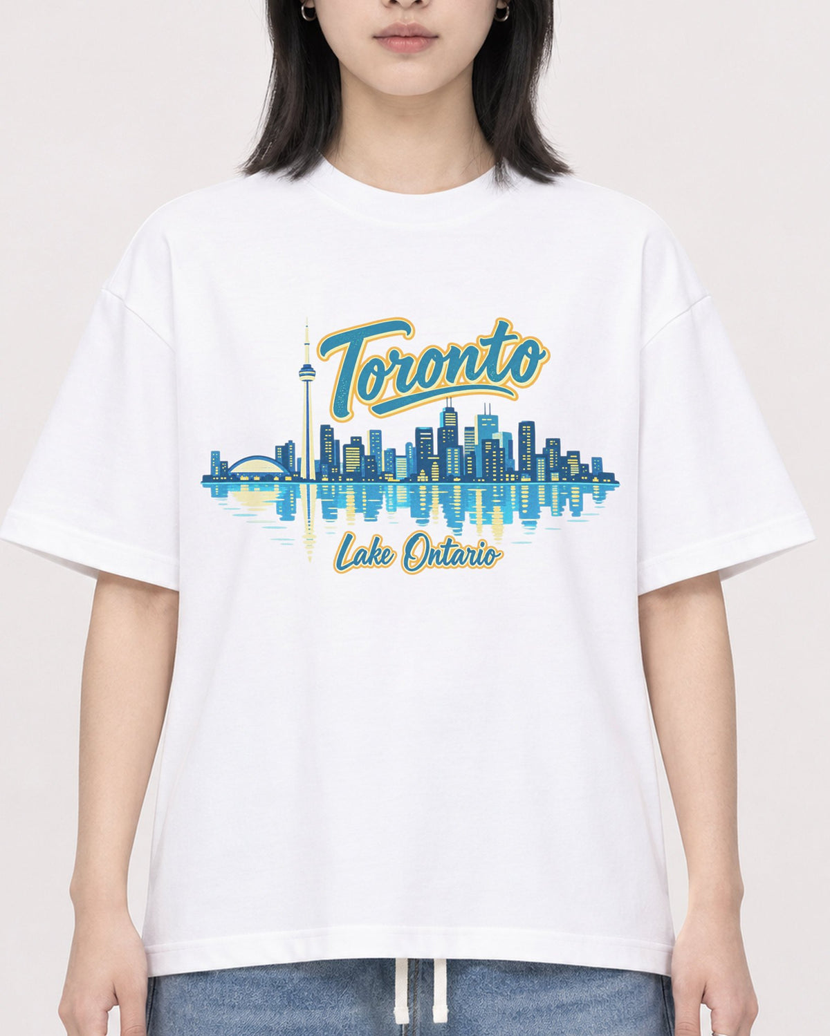 Mockup Boxy Heavyweight Tee White female close-up 31