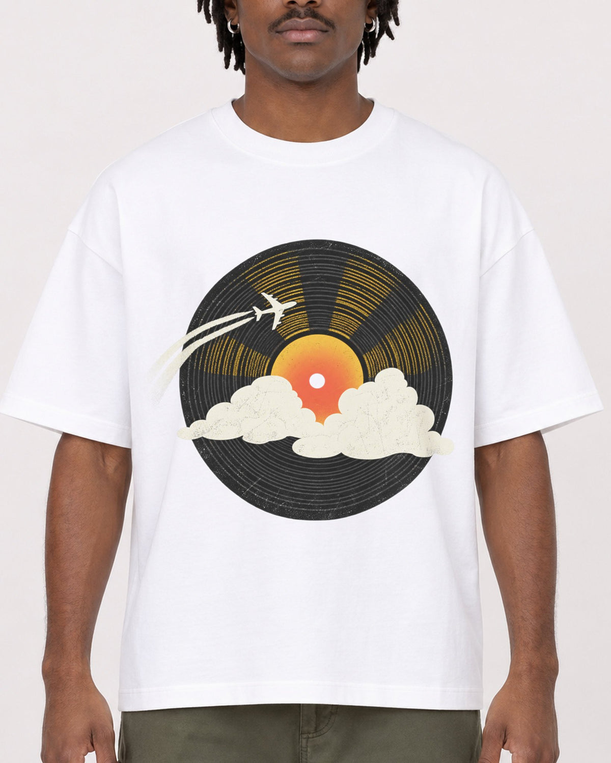 Mockup Boxy Heavyweight Tee White male close-up 04