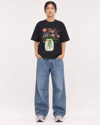 Mockup Boxy Heavyweight Tee Black female full-body 12