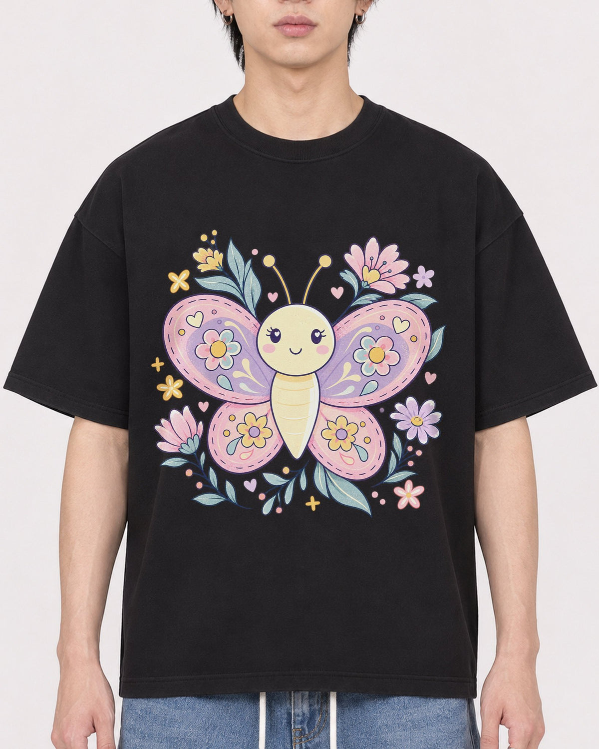 Mockup Boxy Heavyweight Tee Black male close-up 11
