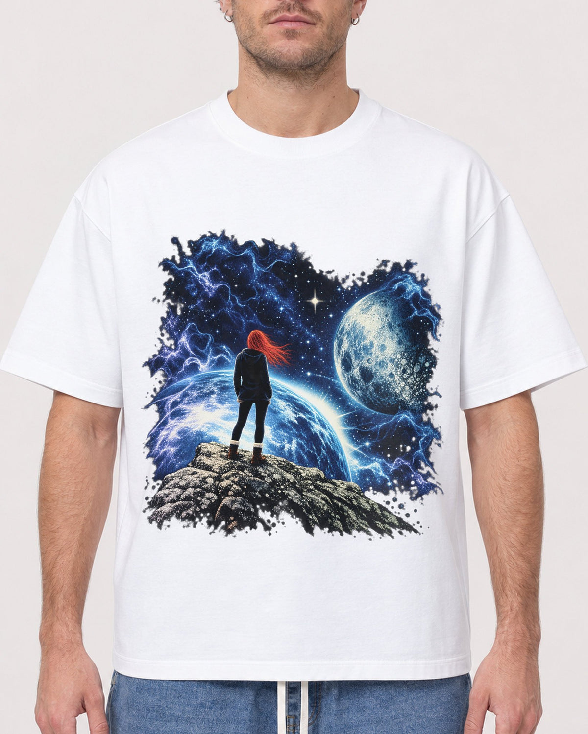 Mockup Boxy Heavyweight Tee White male close-up 08