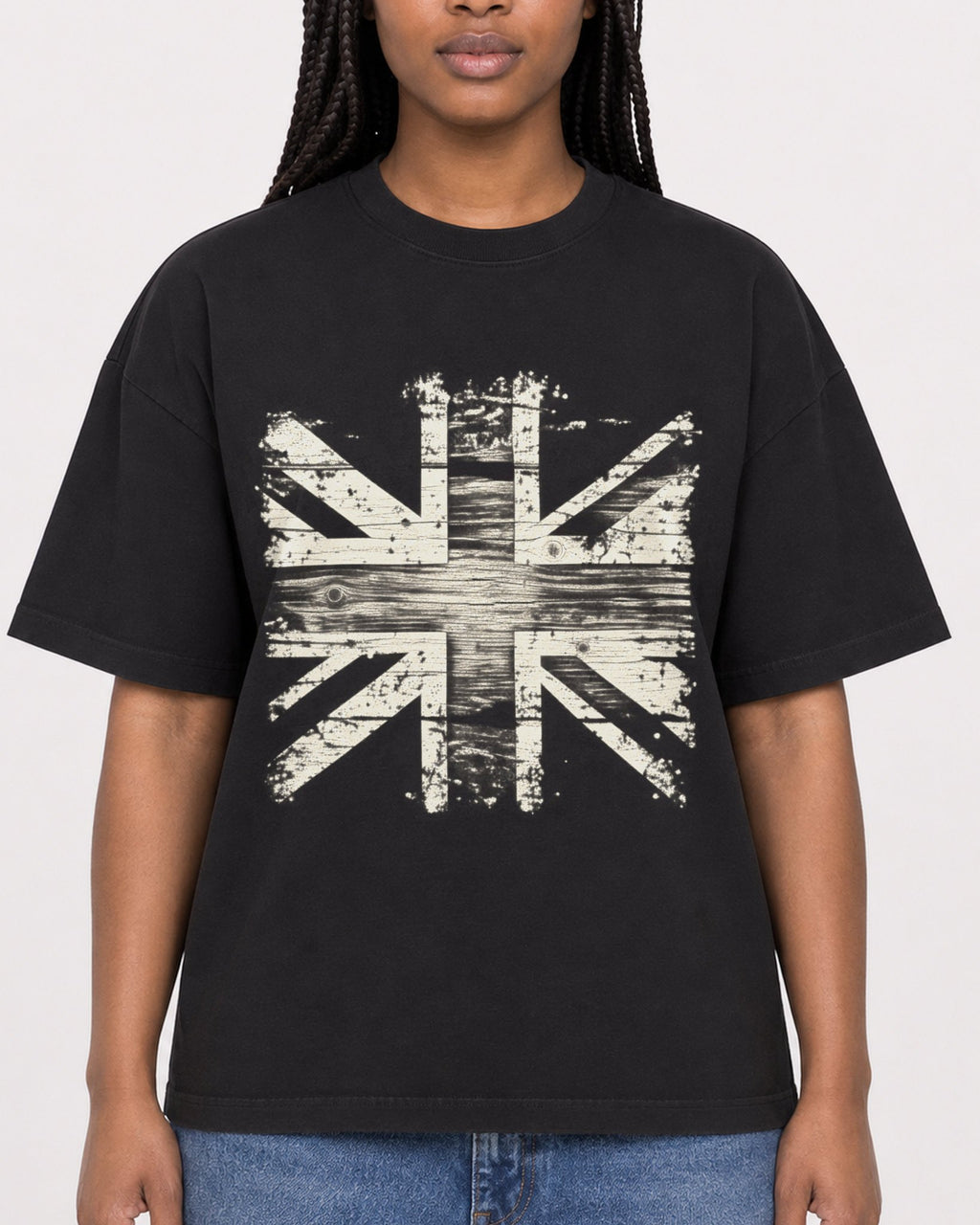 Mockup Boxy Heavyweight Tee Black female close-up 04