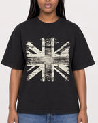 Mockup Boxy Heavyweight Tee Black female close-up 04