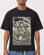 Mockup Boxy Heavyweight Tee Black male close-up 15