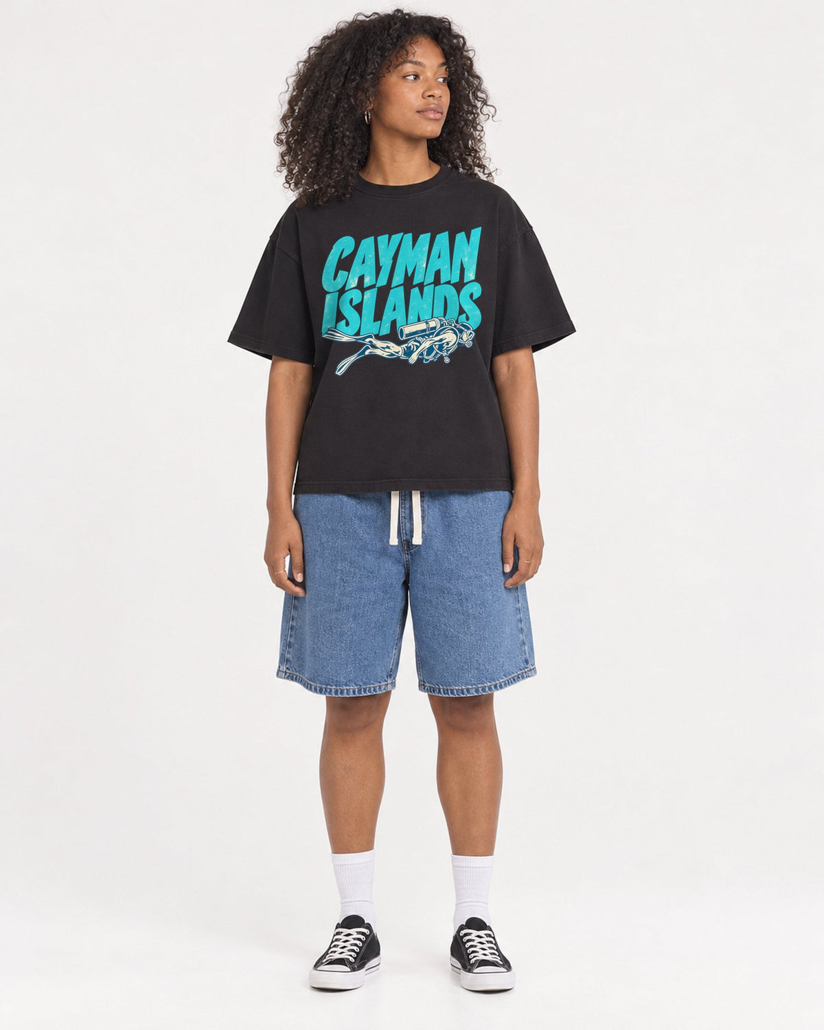 Mockup Boxy Heavyweight Tee Black female full-body 05