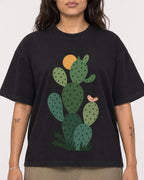 Mockup Boxy Heavyweight Tee Black female close-up 06